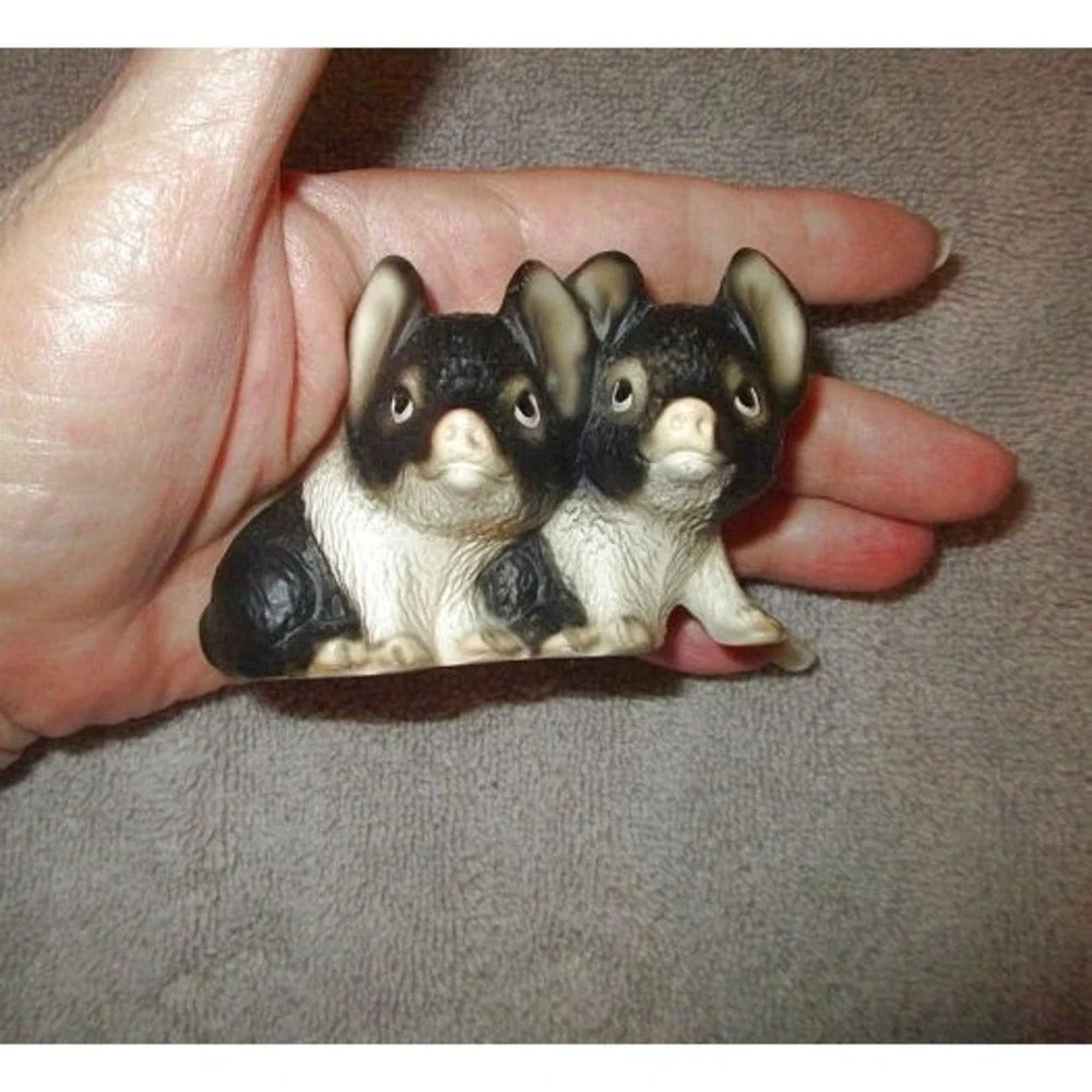 Vtg Japan Baby Pigs Figurine Porcelain Twins Signed Honey Knox Kingdom MCM 60s